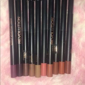 10 pcs revolution lip liner